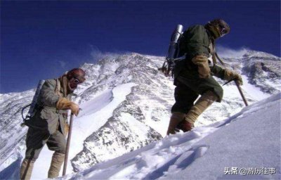 ​首次登上珠穆朗玛峰的人是谁（第一次登顶珠峰的经历）