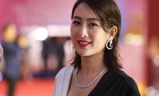 现在的马苏是什么样子（从三料视后到无戏可拍）(3)