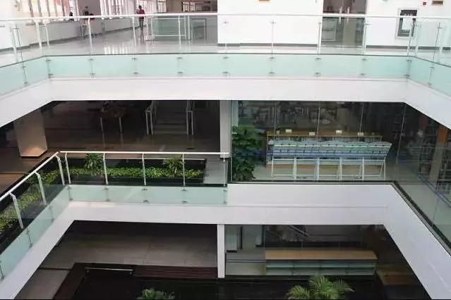全国最美的20座大学图书馆（广东高校最美的20所图书馆）(15)
