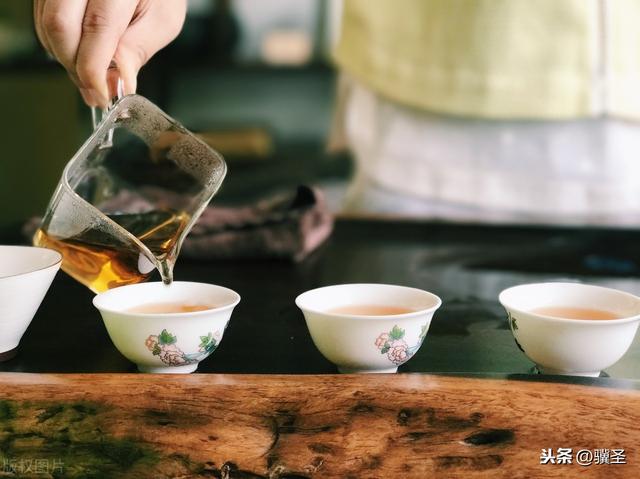 给领导礼物技巧（你不可不知的给领导送礼方法和技巧）(12)