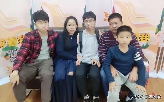 被拐10年的孩子终于找到了（奇迹被拐14年后少年凭借记忆找到生父母）(18)