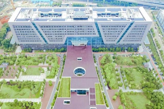 武汉大学教授梁艳萍简历（考入湖北34）(8)