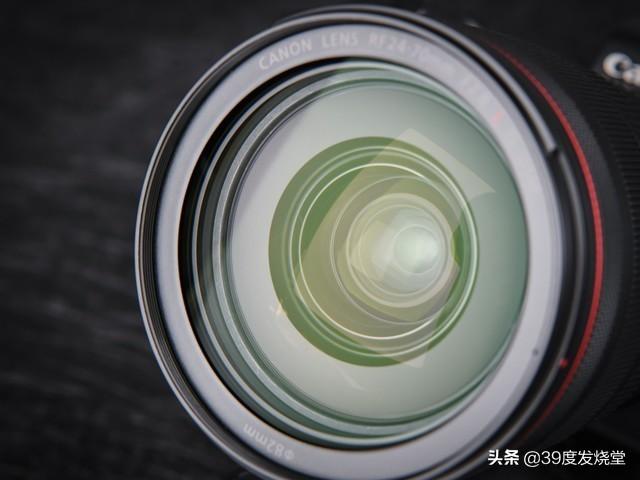 佳能全画幅最值得买的五大镜头（佳能大三元巅峰之作）(7)