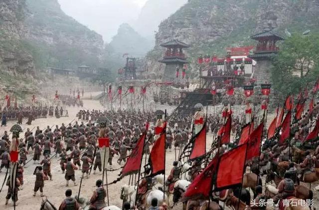 国产10部经典战争片（有了这8部国产历史战争片）(3)