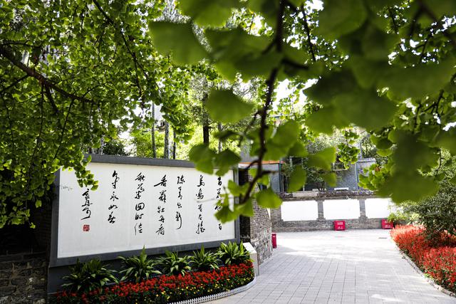 郭沫若的14个古镇（北京什刹海郭沫若故居）(13)