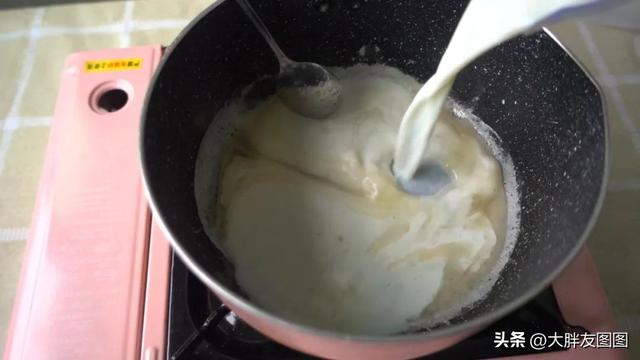 怎么用酸奶做果冻简单（自制低脂健康的酸奶果冻）(5)
