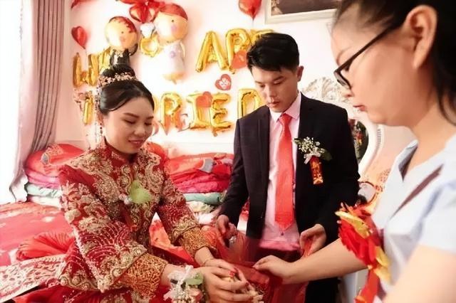 三胞胎高考650分是哪里人（轰动一时的山东三胞胎）(19)