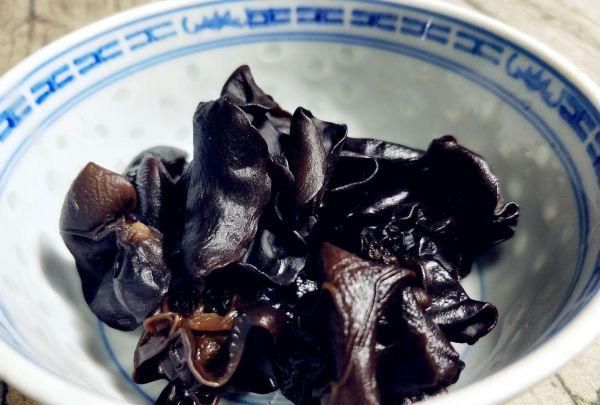 干木耳过期了还能吃吗