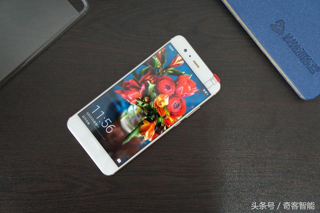 华为p10plus到底值得购买吗（钻雕金版P10Plus深度评测）(7)