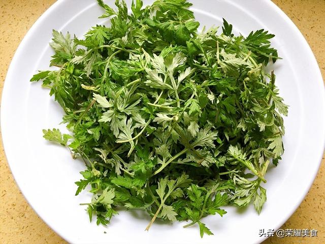这个夏天一定不要错过艾叶煮鸡蛋（记得用艾草煮鸡蛋汤）(6)