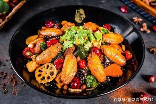 好吃到尖叫的麻辣香锅鸡翅（朋友每次来蹭饭必点的香辣鸡翅）