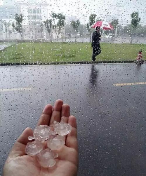 冰雹什么时候下：什么时候才下冰雹