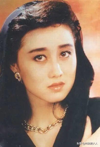 利智和李连杰最近近况（李连杰和59岁前妻黄秋燕拍合照）(14)