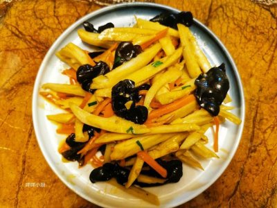​炒莲藕的30种家常做法（莲藕怎么做简单好吃）