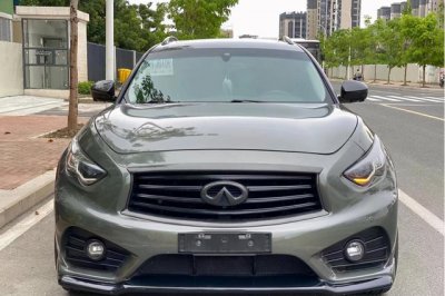 ​小伙花37万元买辆英菲尼迪FX50S