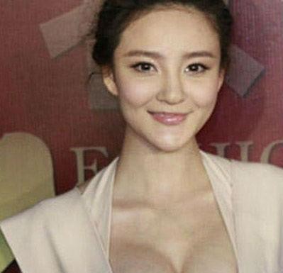 火眼金睛赵铭大胸（教你识别女星真假胸）