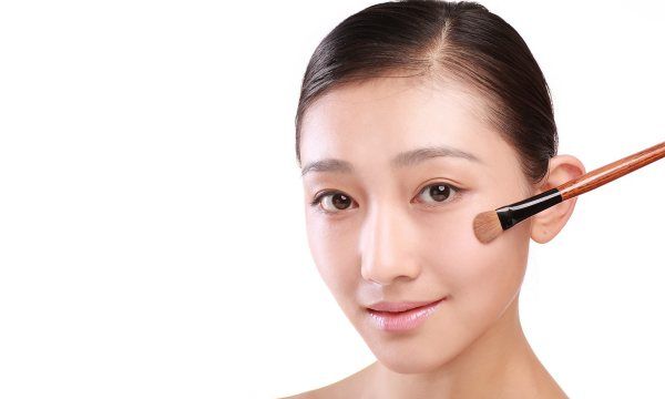 鼻翼两侧长粉刺,鼻翼两侧黑头粉刺怎么去除图2