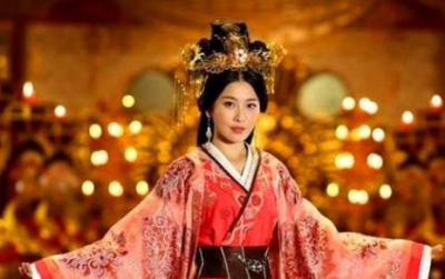 ​吴皇后：本是六宫之主，因棒打宫女被废后