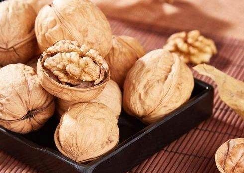 怎么挑好的干核桃,怎样挑选好吃的核桃图4