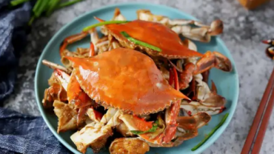​梭子蟹放了两天能吃,梭子蟹是生活中比较常见的一种美食吗