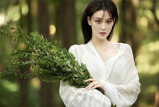 1岁张馨予个人资料及简介；嫁给军人何捷，是我这辈子做过的最正确的决定"