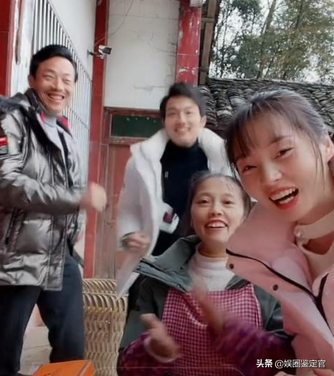 “卖惨网红”黄琴：多次撒谎频繁打脸，年迈奶奶成圈粉工具人？