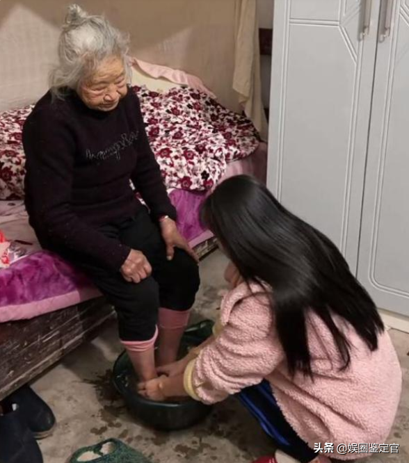 “卖惨网红”黄琴：多次撒谎频繁打脸，年迈奶奶成圈粉工具人？