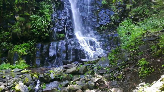6.听水声