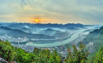 ​天峨县属于哪个市(天峨县有几个乡镇)