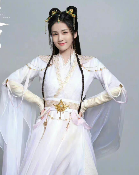 白鹿可是女版任嘉伦，没有你想象的那么简单