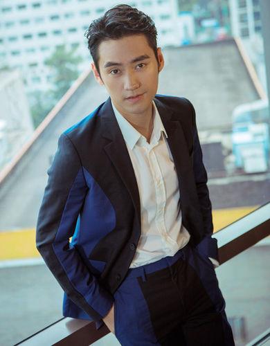 袁弘近年为何人气下滑的如此厉害？原来是因为娶了她？