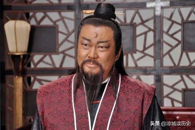 包拯在宋朝是几品官（宋朝包拯相当于现在什么官职）