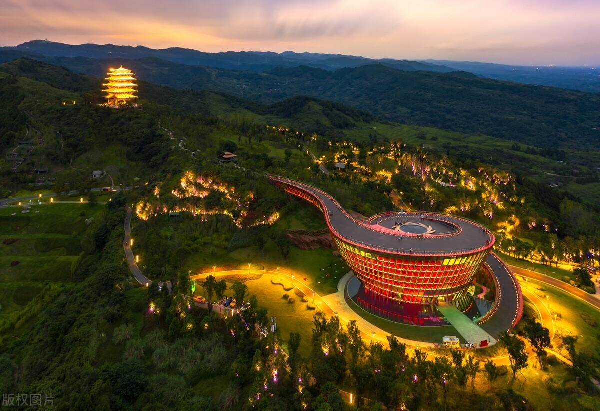 黔南州旅游景点有哪些(黔南旅游必去5个好玩的景点)