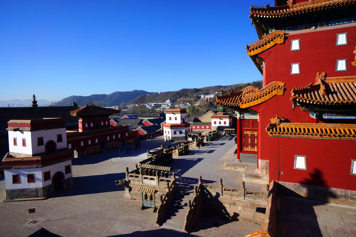 3.普宁寺