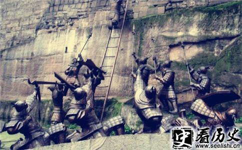 钓鱼城之战雕像
