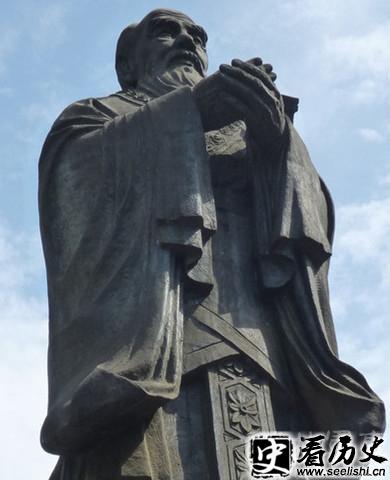 孔子雕像