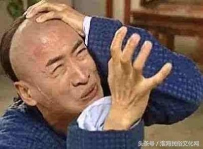 ​你知道的监狱真实生活是怎样的？一群纹身大哥在蹬缝纫机~