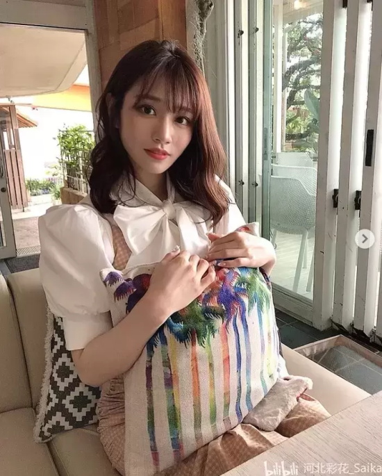 清纯邻家小姐姐河北彩花美图分享，业界人气天后！