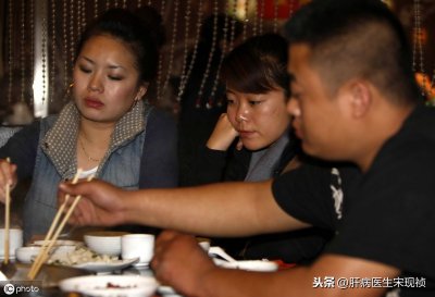 ​乙肝病毒携带者转阴 这些做到，你就已经走上转阴路了