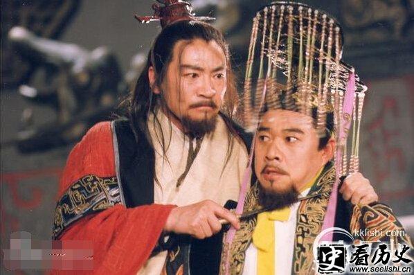 千古之谜：秦始皇私生子为何能登大位？
