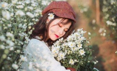 ​强行和女朋友亲近生气了怎么哄