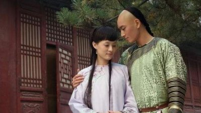 ​甄嬛的儿子弘曕最后的结局（弘曕是甄嬛和谁生的孩子）