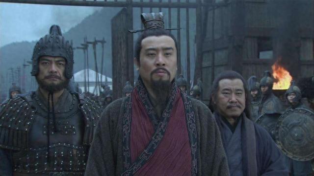 历史诸葛亮为何坚持除掉魏延？你看看魏延在朝中的靠山是谁？不除不行  3