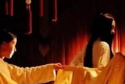 ​古代通房丫头是做什么的 夫妻睡觉时她们为何要等在一旁