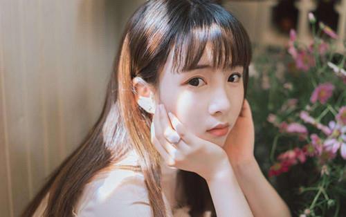 刚加的女生怎么聊天怎么开场 跟女生聊天如何找话题