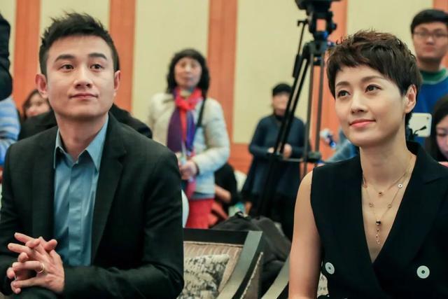 文章宜春拍戏，爆姚笛坐北上的火车探班，未婚夫的烟雾弹要散了？