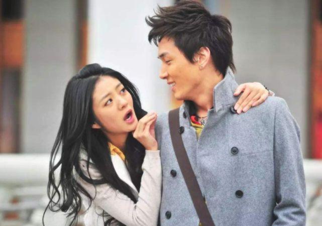 好男人人设崩塌？刘品言公然叫板李承铉，谢娜阻止：他太太在现场