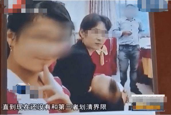 女子爱上房东，还生下一个孩子，房东女儿：我姐就比那女人小一岁
