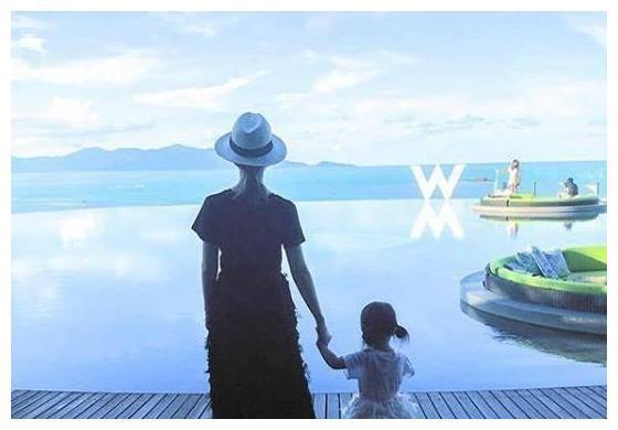 周杰伦把大女儿宠坏，三岁提前进入叛逆期，连家里狗狗都怕她