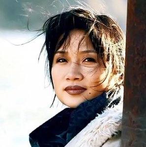​歌后李娜不顾反对削发为尼，被问为何出家？她却回答：我是回家